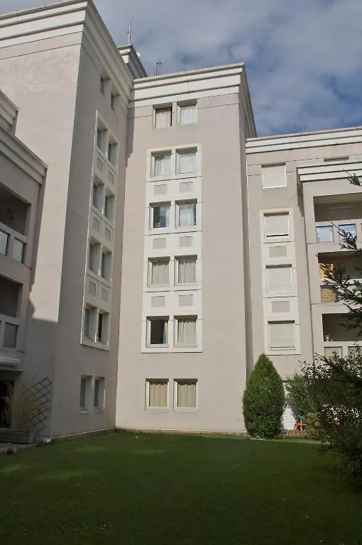 Hotel Tenor Saint-Etienne  3*, Saint-Etienne (Loire)